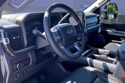 2026 Ford Super Duty F-350 SRW LARIAT