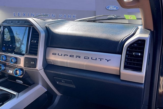 2022 Ford Super Duty F-350 SRW LARIAT