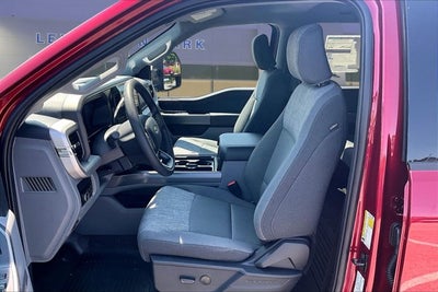 2026 Ford Super Duty F-350 SRW XLT