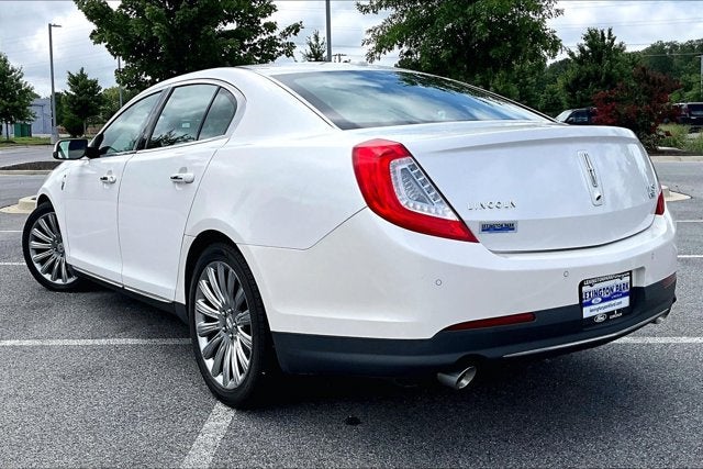 2013 Lincoln MKS Base