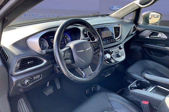 2019 Chrysler Pacifica Touring L Plus