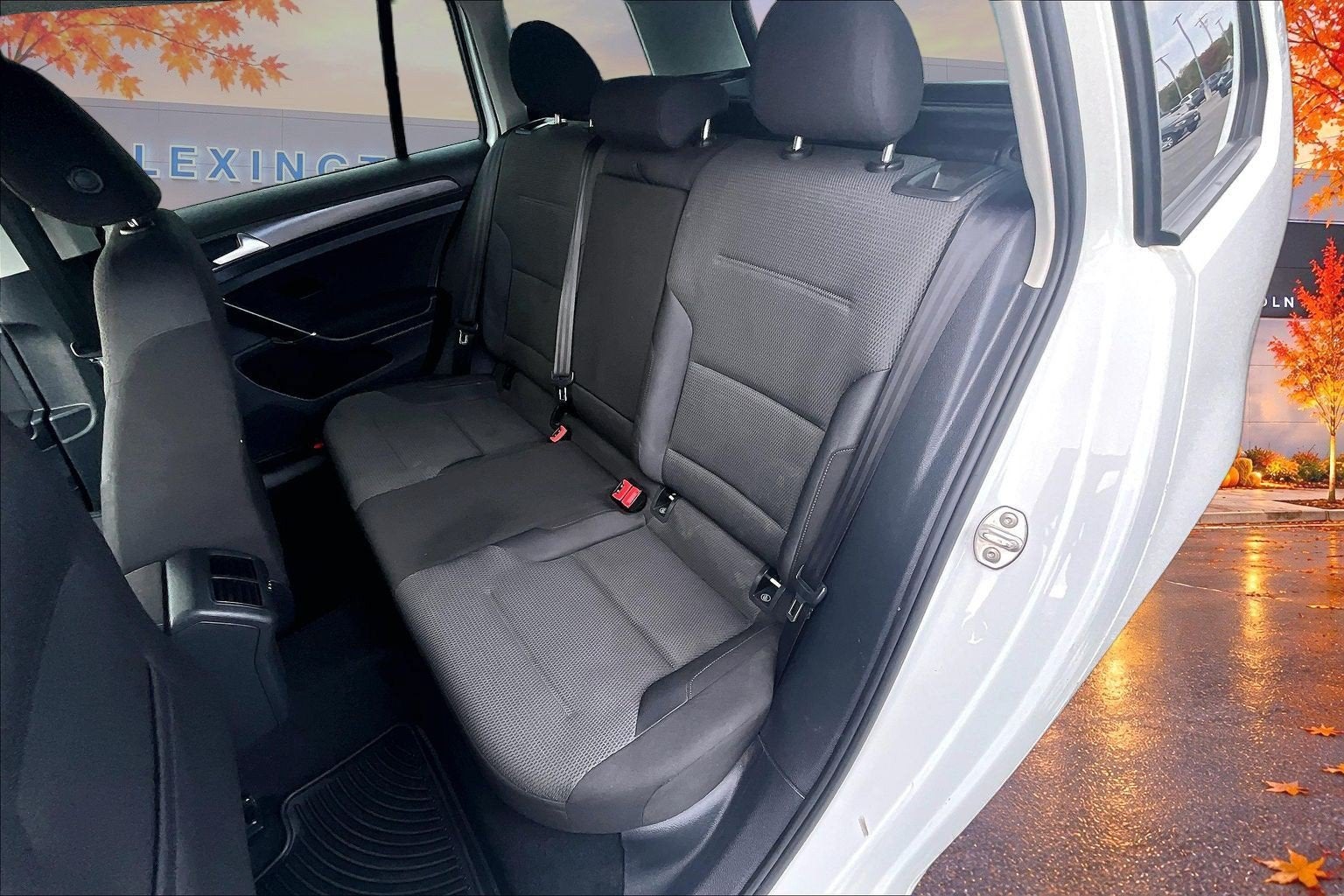 2018 Volkswagen Golf SportWagen TSI S