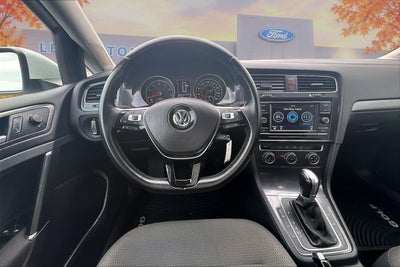 2018 Volkswagen Golf SportWagen TSI S