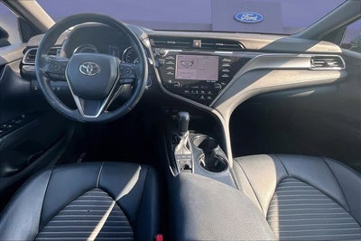 2020 Toyota Camry Hybrid SE