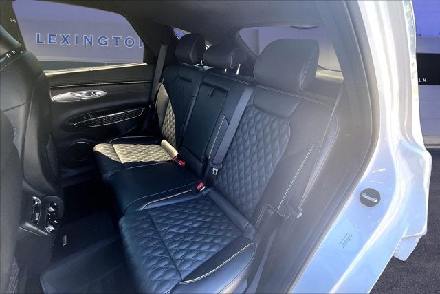 2023 Genesis GV70 3.5T Sport