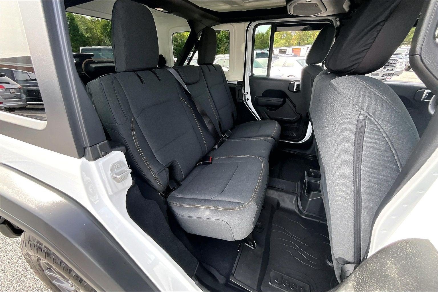 2025 Jeep Wrangler 4-Door Summit 4x4