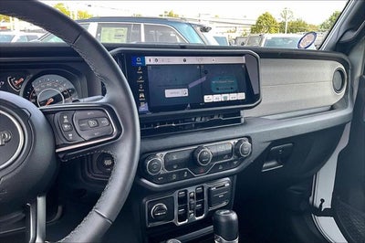 2025 Jeep Wrangler 4-Door Summit 4x4