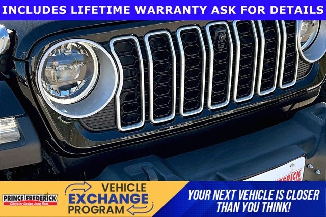 2025 Jeep Wrangler 4-Door Sahara 4x4