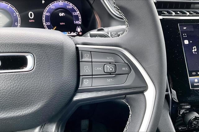 2025 Jeep Grand Cherokee Laredo X 4x4