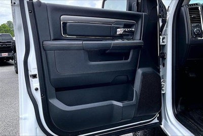 2018 RAM 1500 Night Crew Cab 4x4 5'7' Box