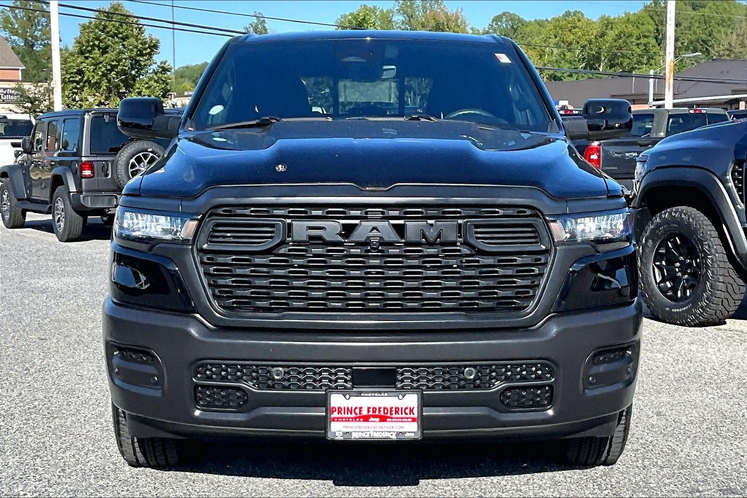 2025 RAM 1500 Tradesman Crew Cab 4x4 5'7' Box