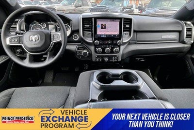 2025 RAM 1500 Big Horn Crew Cab 4x4 6'4' Box