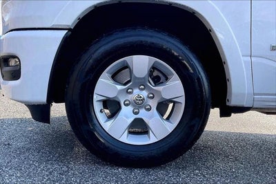2025 RAM 1500 Big Horn Crew Cab 4x4 5'7' Box
