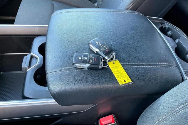 2025 RAM 1500 Big Horn Crew Cab 4x4 5'7' Box