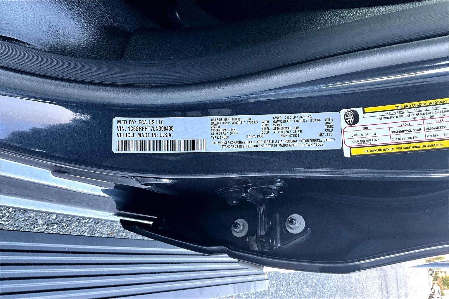 2020 RAM 1500 Limited Crew Cab 4x4 5'7' Box