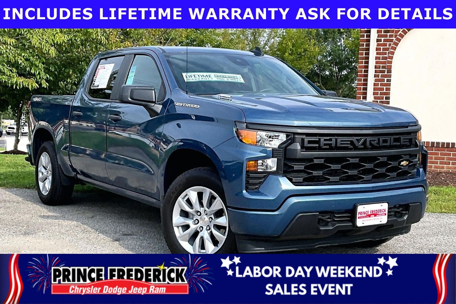 2024 Chevrolet Silverado 1500 4WD Crew Cab Short Bed Custom
