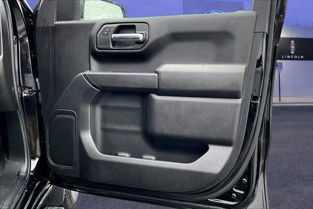 2025 Chevrolet Silverado 1500 4WD Double Cab Standard Bed Custom