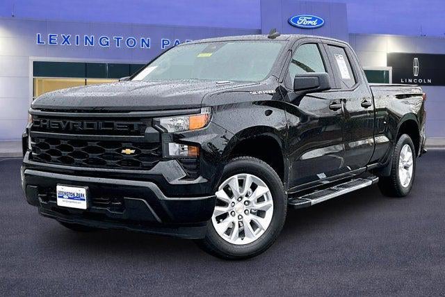 2025 Chevrolet Silverado 1500 4WD Double Cab Standard Bed Custom