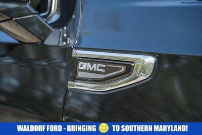 2024 GMC Yukon 4WD SLT