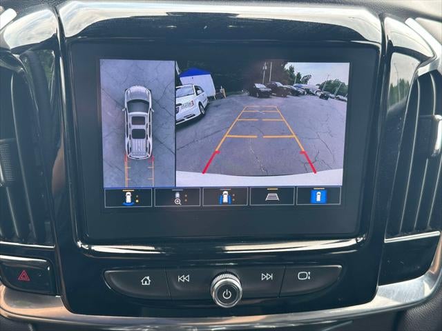 2023 Chevrolet Traverse AWD LT Leather