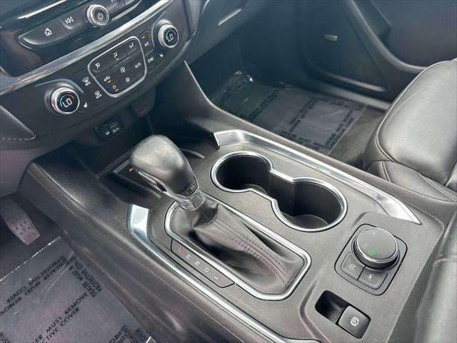 2023 Chevrolet Traverse AWD LT Leather