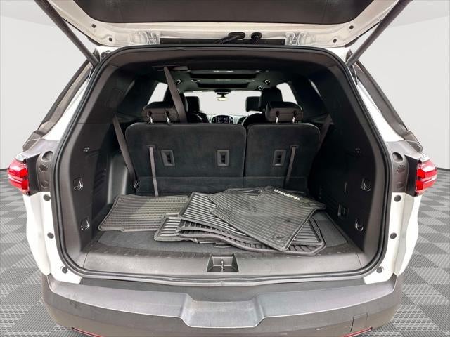 2023 Chevrolet Traverse AWD LT Leather
