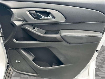 2023 Chevrolet Traverse AWD LT Leather
