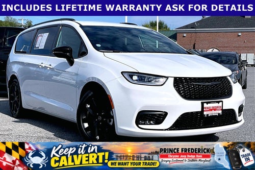 2026 Chrysler Pacifica Select