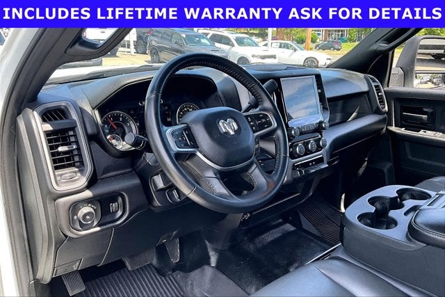 2024 RAM 3500 Tradesman Crew Cab 4x4 6'4' Box