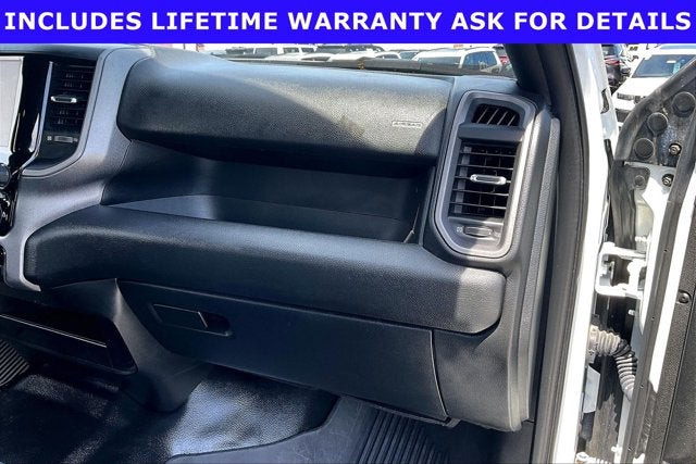 2024 RAM 3500 Tradesman Crew Cab 4x4 6'4' Box