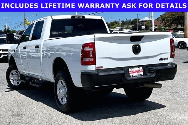 2024 RAM 3500 Tradesman Crew Cab 4x4 6'4' Box