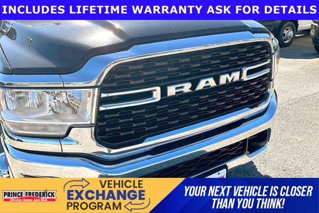 2023 RAM 3500 Big Horn Crew Cab 4x4 8' Box