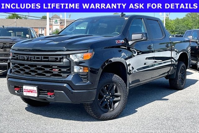 2022 Chevrolet Silverado 1500 4WD Crew Cab Short Bed Custom Trail Boss