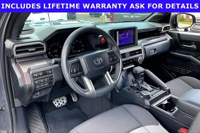2024 Toyota Tacoma Hybrid TRD Sport 4WD