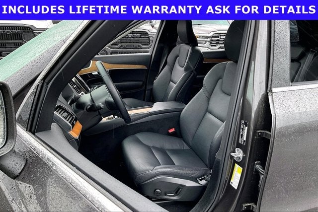 2024 Volvo XC90 B5 Plus Bright Theme