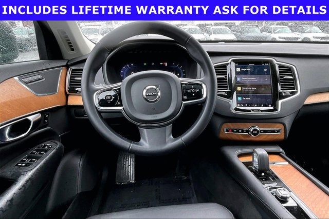 2024 Volvo XC90 B5 Plus Bright Theme