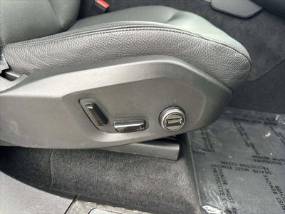 2024 Volvo XC90 B5 Plus Bright Theme