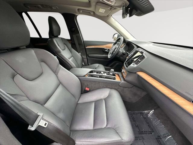 2024 Volvo XC90 B5 Plus Bright Theme
