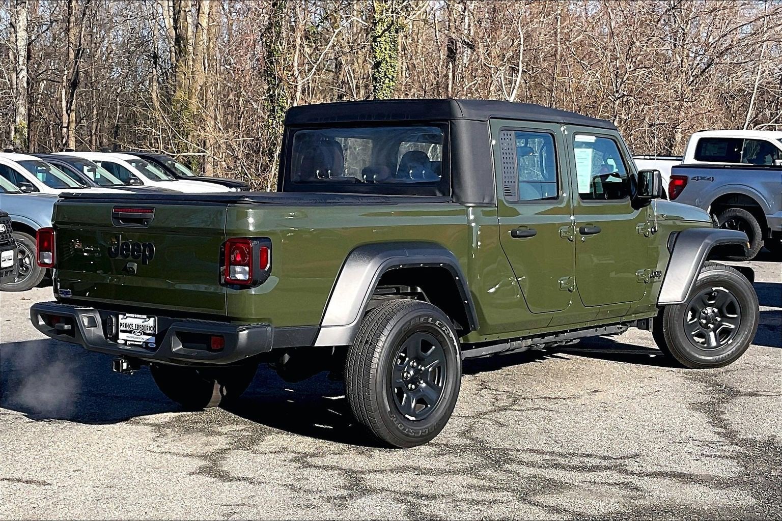 2023 Jeep Gladiator Sport