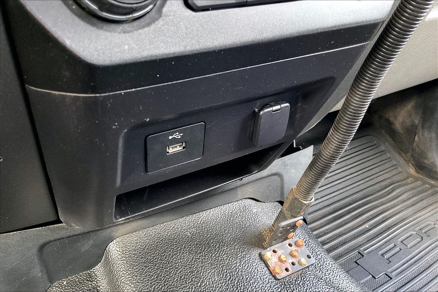 2019 Ford Super Duty F-550 DRW XL
