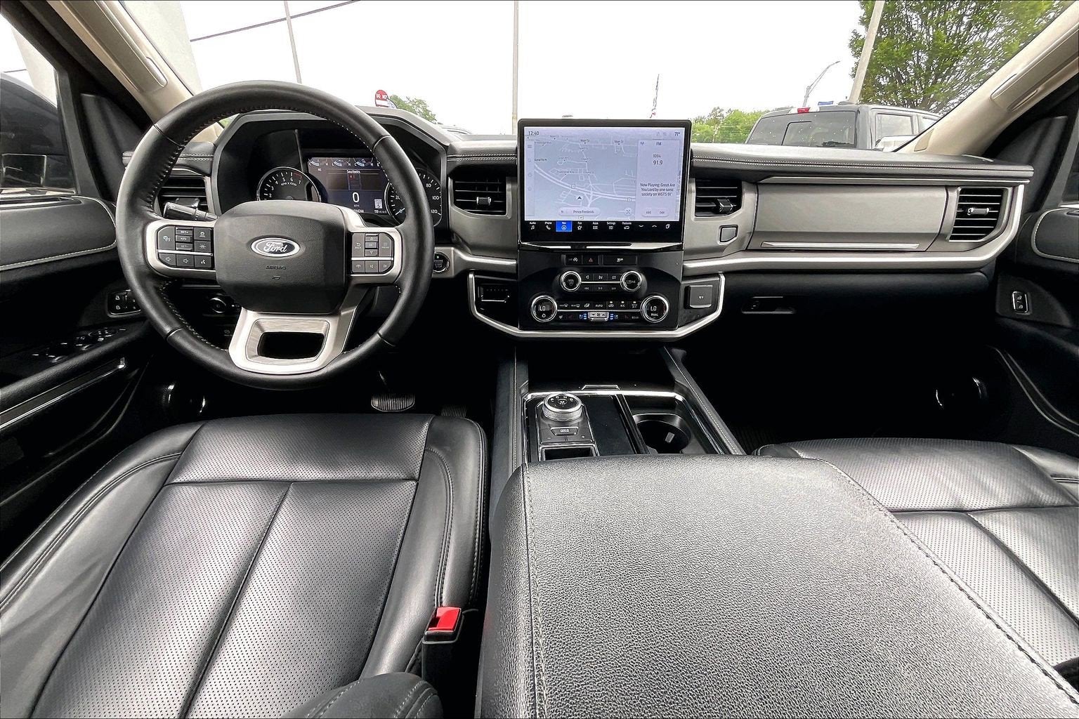 2024 Ford Expedition XLT