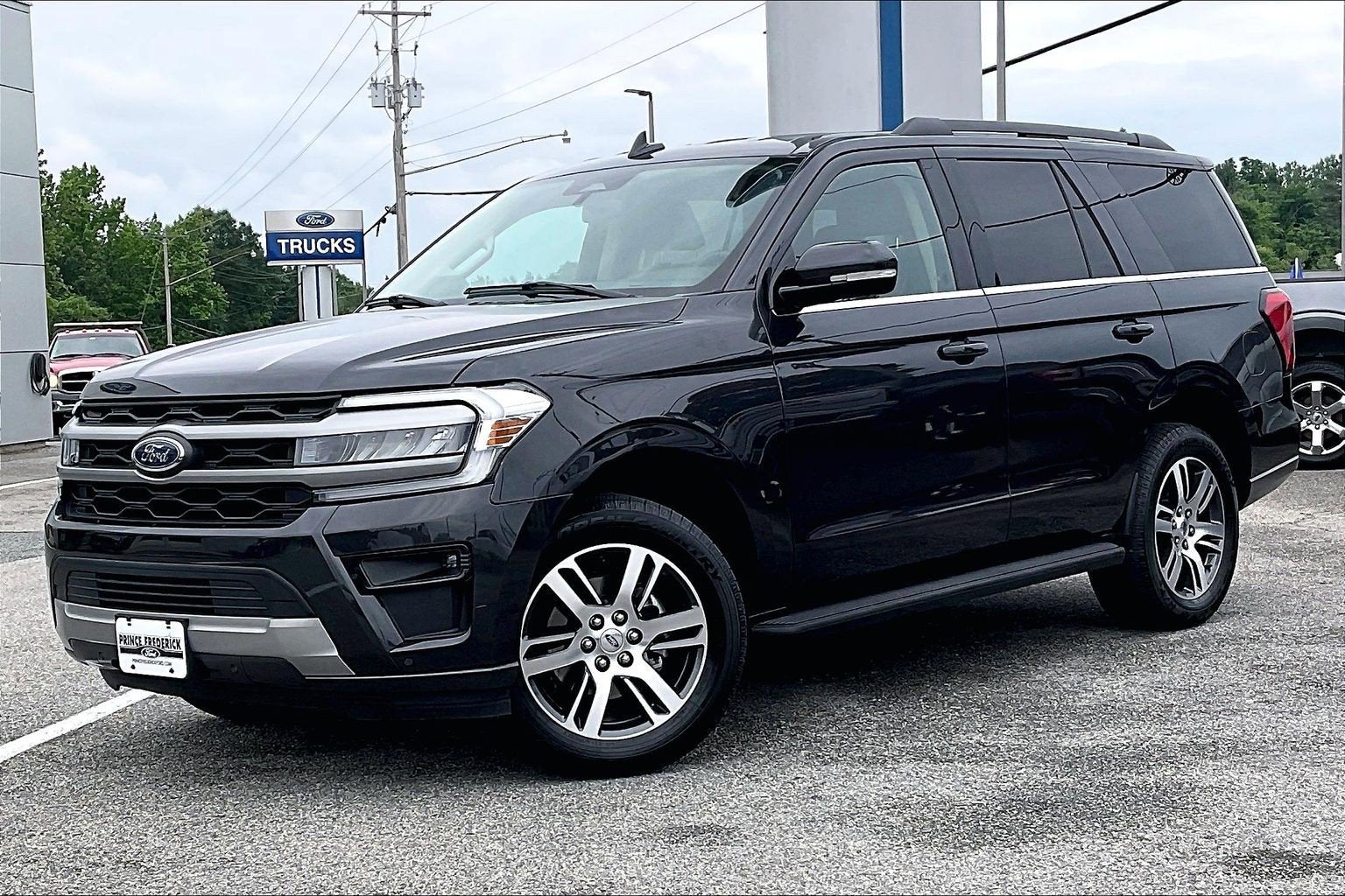 2024 Ford Expedition XLT