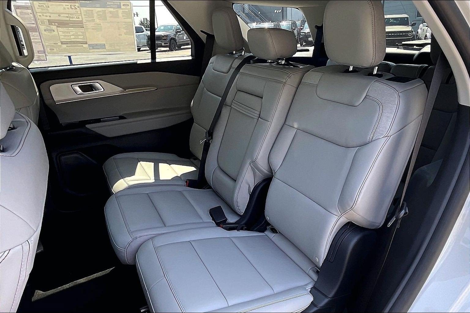2026 Ford Explorer Active w/200A Pkg