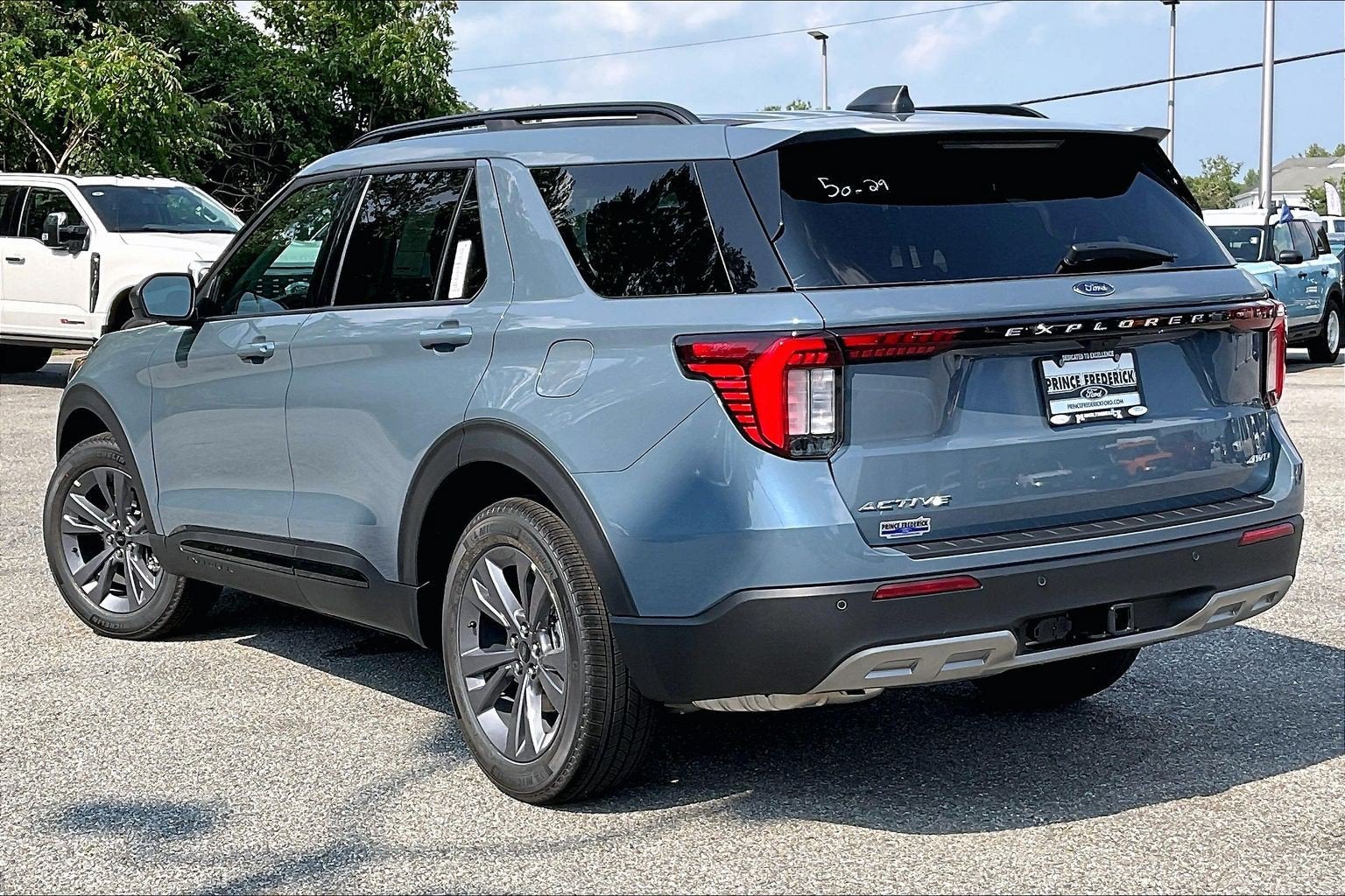 2026 Ford Explorer Active w/200A Pkg