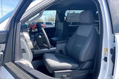 2026 Ford Super Duty F-350 SRW XLT