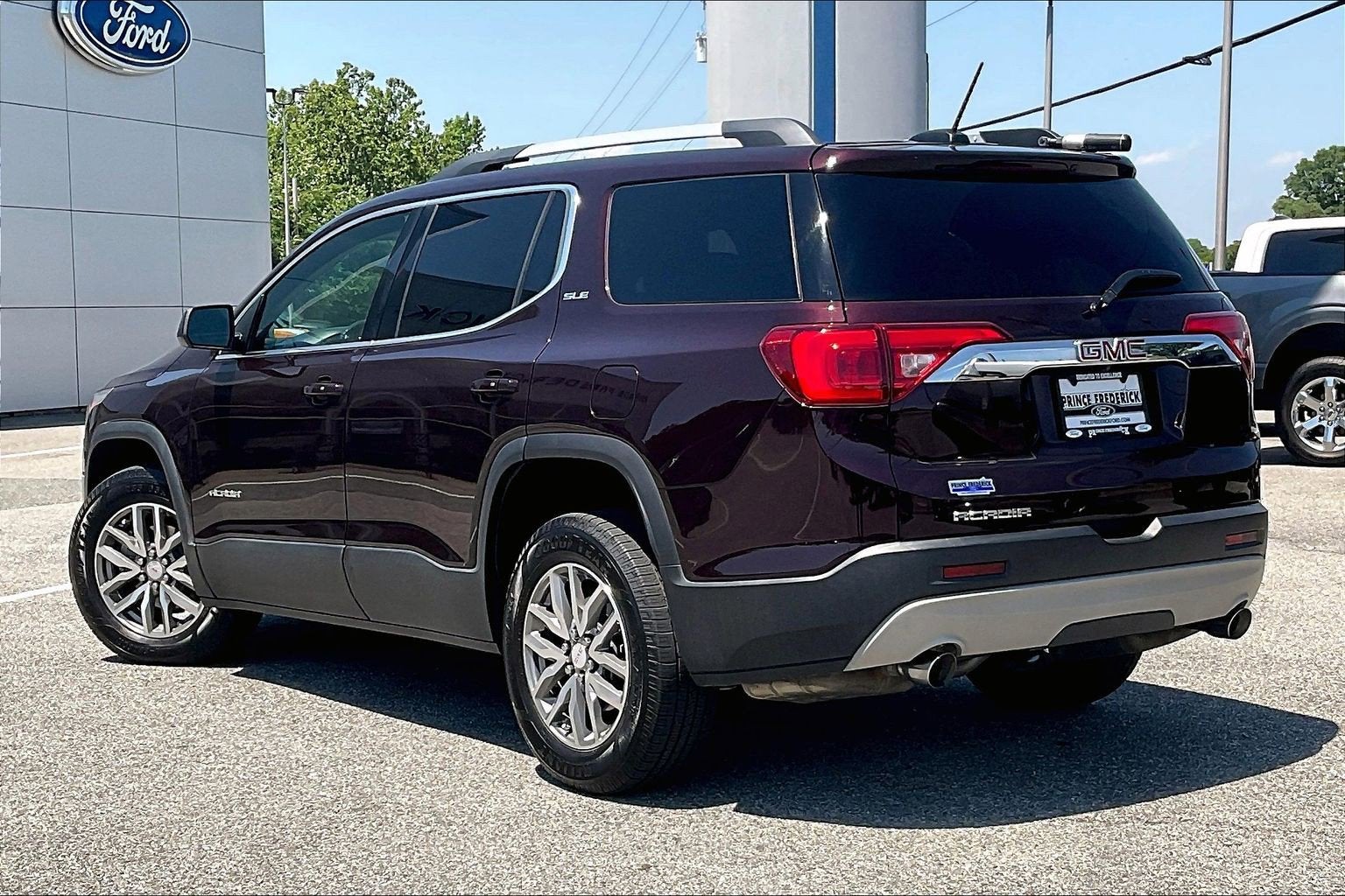 2017 GMC Acadia SLE