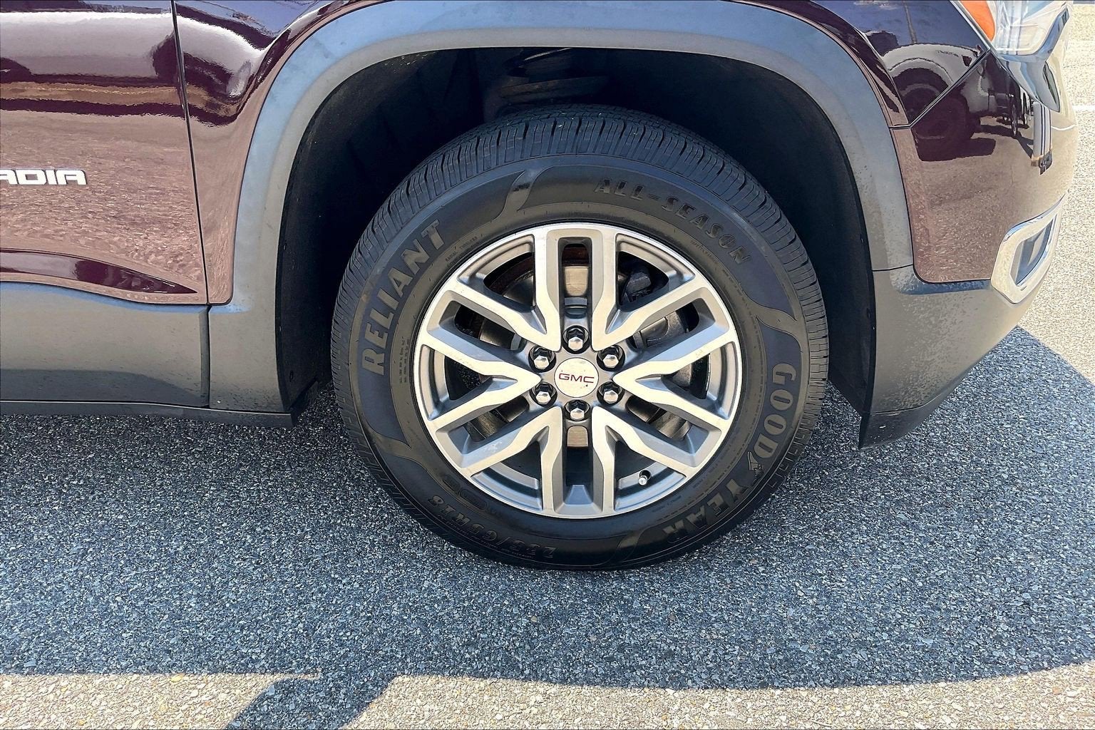 2017 GMC Acadia SLE