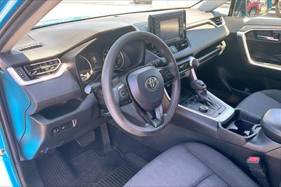 2020 Toyota RAV4 Hybrid XLE