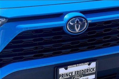 2020 Toyota RAV4 Hybrid XLE