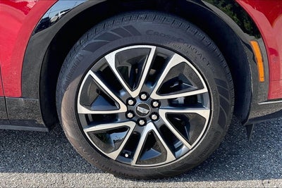 2025 Cadillac OPTIQ Sport